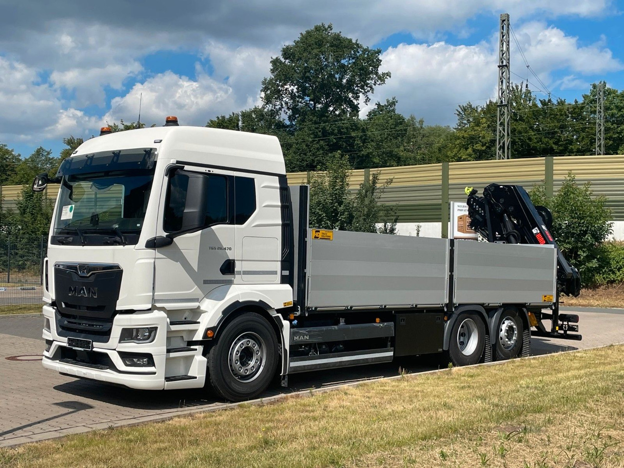 MAN TGS 26.480 /6X2 Euro6 Retarder HIAB 228 - 6 - Camião de caixa aberta/ Plataforma, Camião grua: foto 2 MAN TGS 26.480 /6X2 Euro6 Retarder HIAB 228 - 6 - Camião de caixa aberta/ Plataforma, Camião grua: foto 2