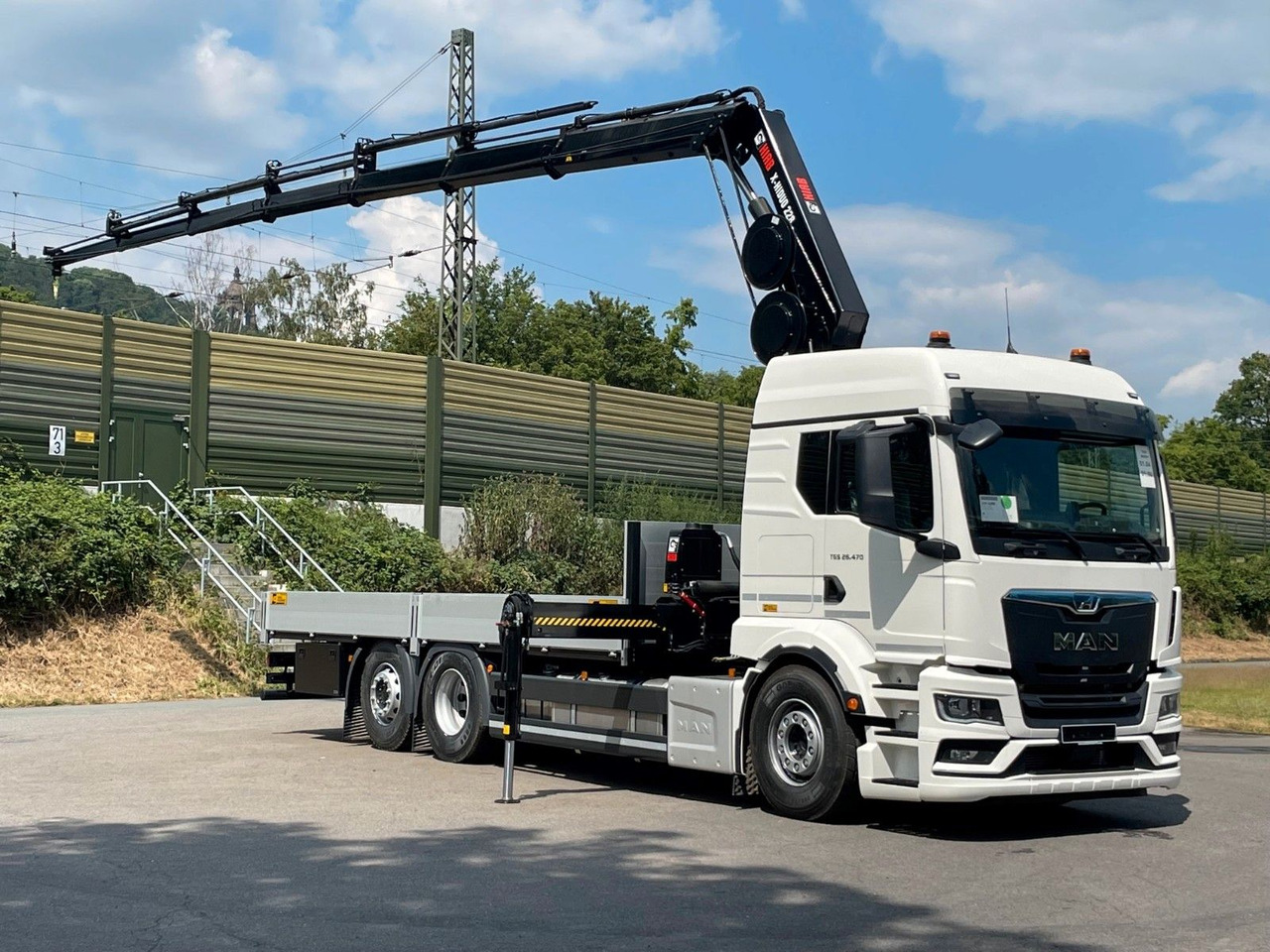 MAN TGS 26.480 / 6X2 Euro6 Retarder HIAB 228 - 6 - Camião grua: foto 1 MAN TGS 26.480 / 6X2 Euro6 Retarder HIAB 228 - 6 - Camião grua: foto 1