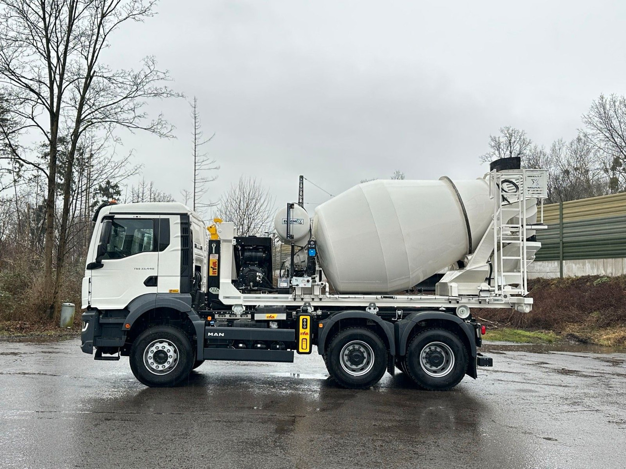 MAN TGS 33.440 6x4 Euro6e Abroller + Fahrmischer - Camião polibenne, Camião grua: foto 4 MAN TGS 33.440 6x4 Euro6e Abroller + Fahrmischer - Camião polibenne, Camião grua: foto 4