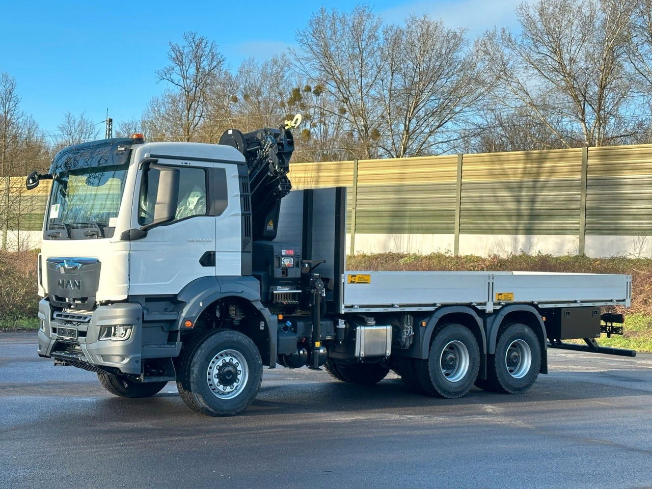 MAN TGS 33.440 6x6 Kran HIAB 228-6 - Camião de caixa aberta/ Plataforma, Camião grua: foto 4 MAN TGS 33.440 6x6 Kran HIAB 228-6 - Camião de caixa aberta/ Plataforma, Camião grua: foto 4
