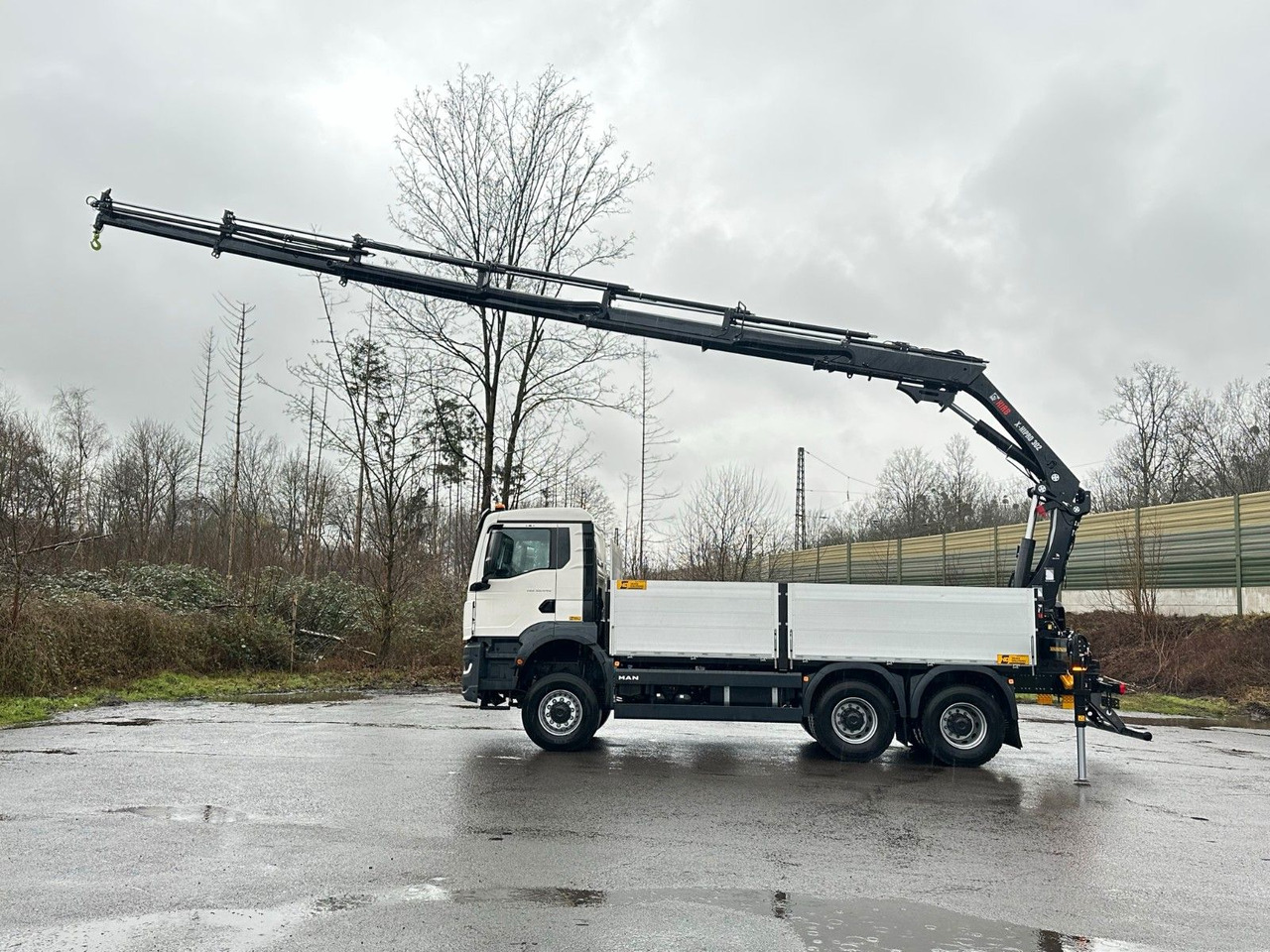 MAN TGS 33.440 6x6 Kran HIAB X-HiPro 302 E 6 - Camião grua: foto 1 MAN TGS 33.440 6x6 Kran HIAB X-HiPro 302 E 6 - Camião grua: foto 1