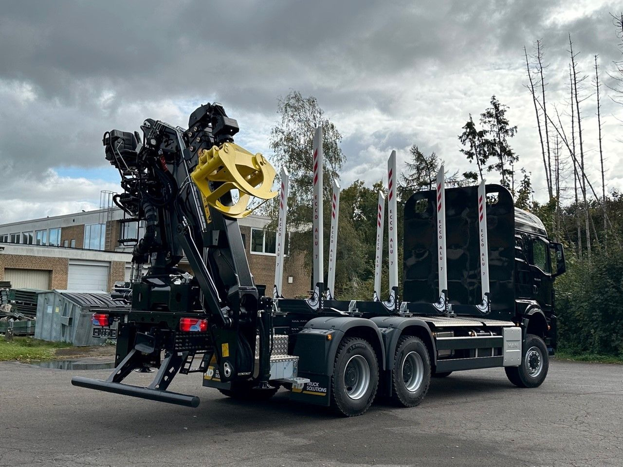 MAN TGS 33.520 6X6 Euro6e LogLift 165 Z - Camião de transporte de madeira, Camião grua: foto 5 MAN TGS 33.520 6X6 Euro6e LogLift 165 Z - Camião de transporte de madeira, Camião grua: foto 5