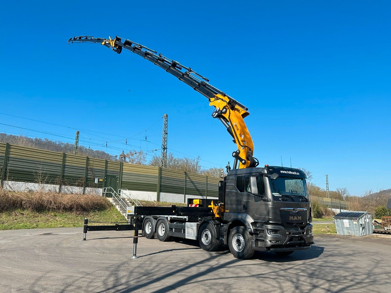 MAN TGS 35.520 8X4 TG 3 EFFER 955-8s +Jib 6sAUTOKRAN - Camião grua: foto 2 MAN TGS 35.520 8X4 TG 3 EFFER 955-8s +Jib 6sAUTOKRAN - Camião grua: foto 2