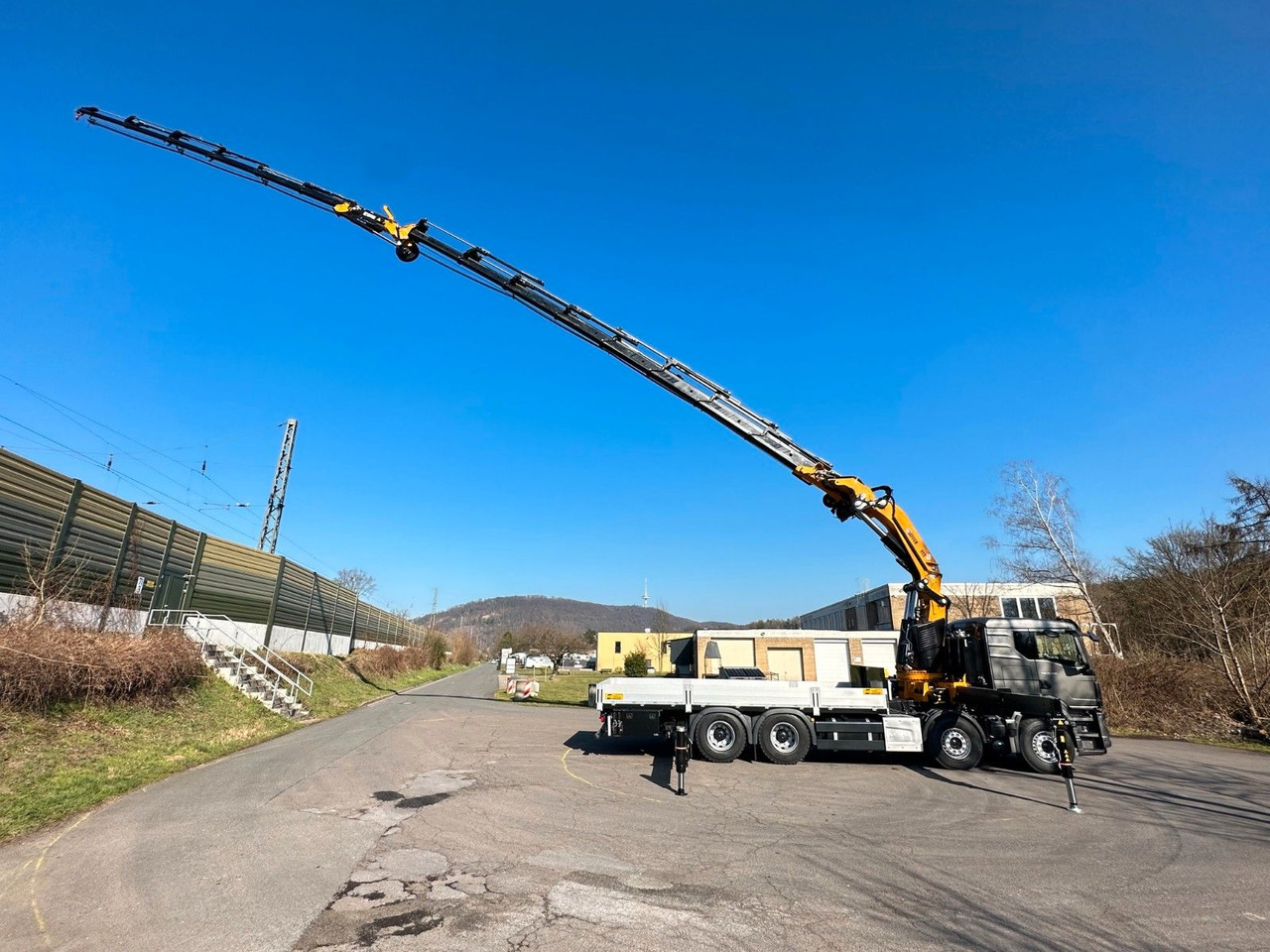 MAN TGS 35.520 8X4 TG 3 EFFER 955-8s +Jib 6sAUTOKRAN - Camião grua: foto 5 MAN TGS 35.520 8X4 TG 3 EFFER 955-8s +Jib 6sAUTOKRAN - Camião grua: foto 5