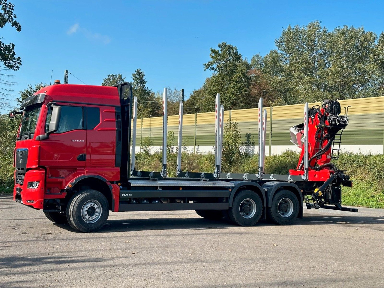 MAN TGX 33.510 6X4 BL Euro6e EPSILON 150 Z - Camião de transporte de madeira, Camião grua: foto 3 MAN TGX 33.510 6X4 BL Euro6e EPSILON 150 Z - Camião de transporte de madeira, Camião grua: foto 3