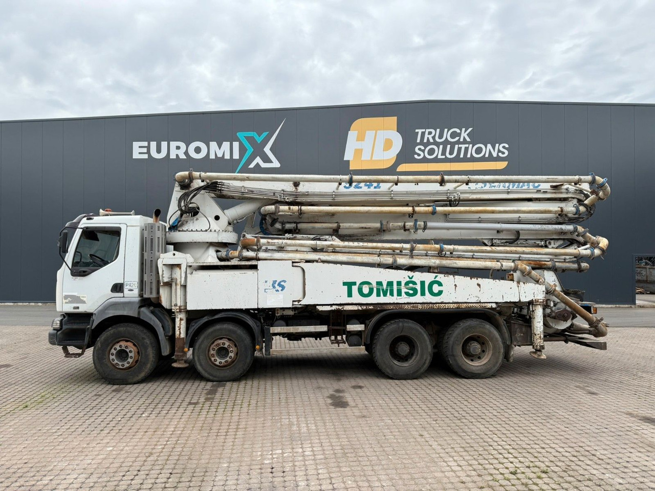 Renault Kerax 420 dci Sermac 41m Betonpumpe - Autobomba de betão: foto 2 Renault Kerax 420 dci Sermac 41m Betonpumpe - Autobomba de betão: foto 2
