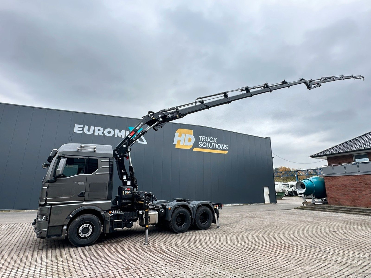 Tractor MAN TGX 26.580 6x4 Kran Hiab 302-6 + Jib-4: foto 13