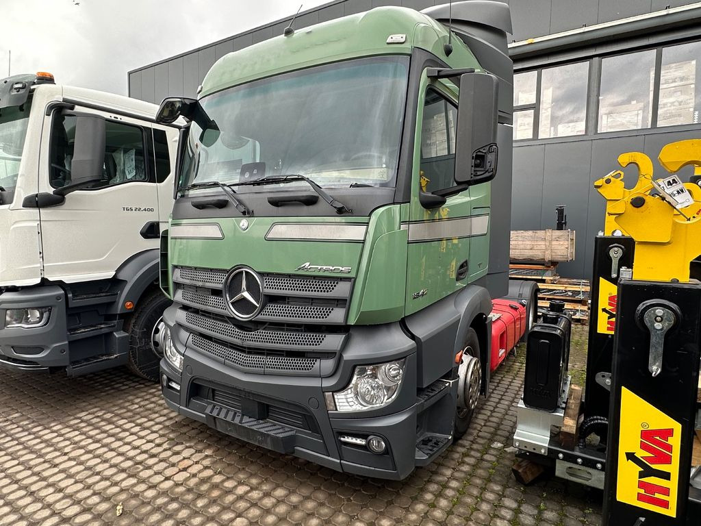 Mercedes-Benz 1842 4x2 Euro 6 Retarder 4x Vorhanden - Tractor: foto 1 Mercedes-Benz 1842 4x2 Euro 6 Retarder 4x Vorhanden - Tractor: foto 1