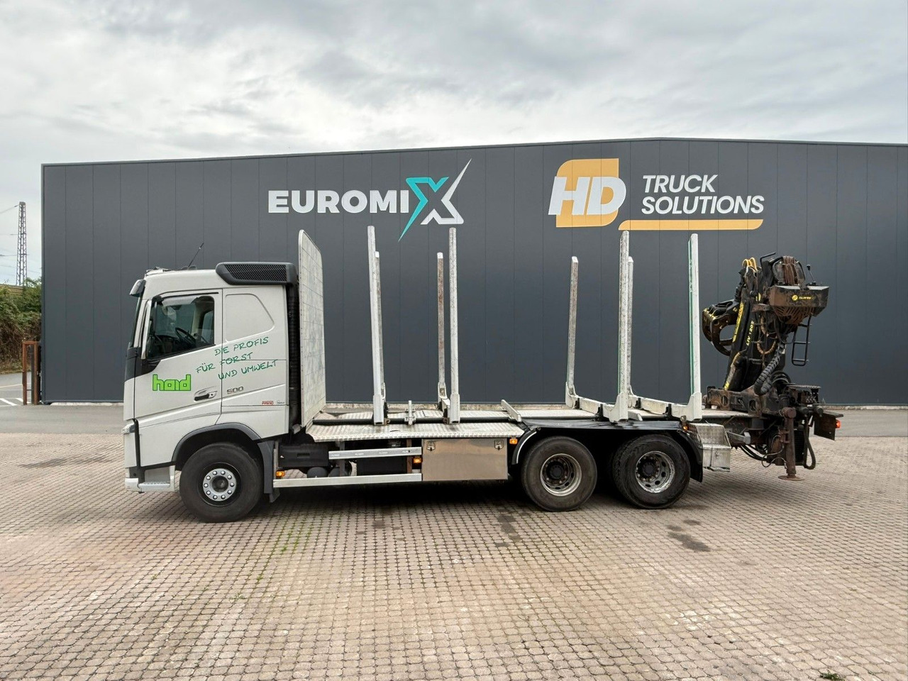 Volvo FH500 6X4 LIV 120 Z Kurzholz - Camião de transporte de madeira: foto 3 Volvo FH500 6X4 LIV 120 Z Kurzholz - Camião de transporte de madeira: foto 3