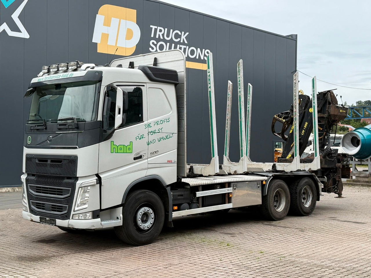 Volvo FH500 6X4 LIV 120 Z Kurzholz - Camião de transporte de madeira: foto 2 Volvo FH500 6X4 LIV 120 Z Kurzholz - Camião de transporte de madeira: foto 2