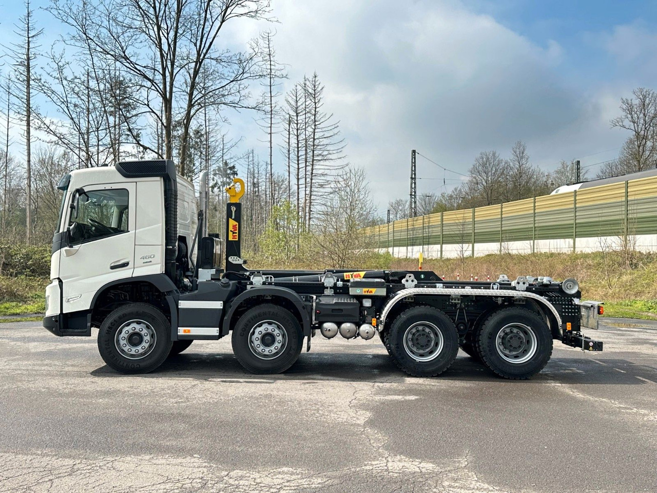 Volvo FMX 460 8x4 Hiab MultLift Abrollkipper Euro6e - Camião polibenne, Camião grua: foto 3 Volvo FMX 460 8x4 Hiab MultLift Abrollkipper Euro6e - Camião polibenne, Camião grua: foto 3