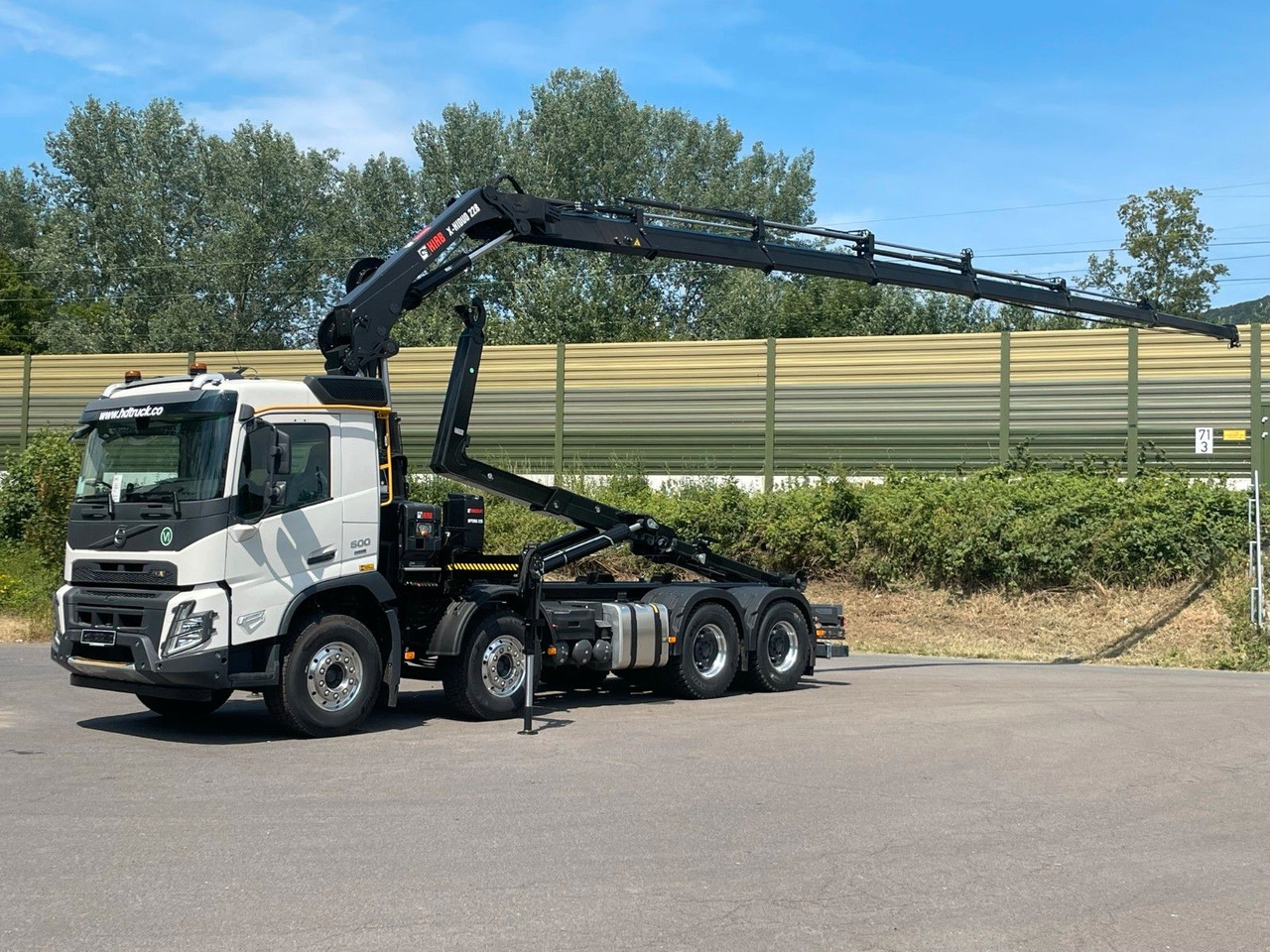 Volvo FMX 500 8x4 Abrollkipper + Kran Hiab 228-6 - Camião polibenne, Camião grua: foto 1 Volvo FMX 500 8x4 Abrollkipper + Kran Hiab 228-6 - Camião polibenne, Camião grua: foto 1