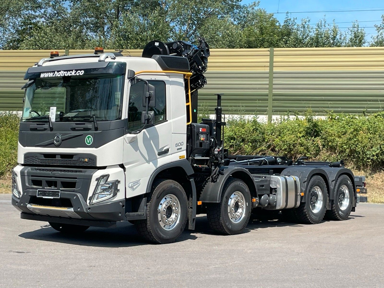 Volvo FMX 500 8x4 Abrollkipper + Kran Hiab 228-6 - Camião polibenne, Camião grua: foto 2 Volvo FMX 500 8x4 Abrollkipper + Kran Hiab 228-6 - Camião polibenne, Camião grua: foto 2