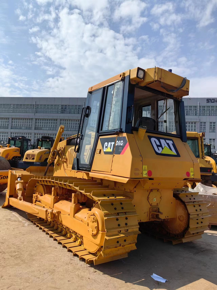 Buldôzer CATERPILLAR D6G2: foto 6
