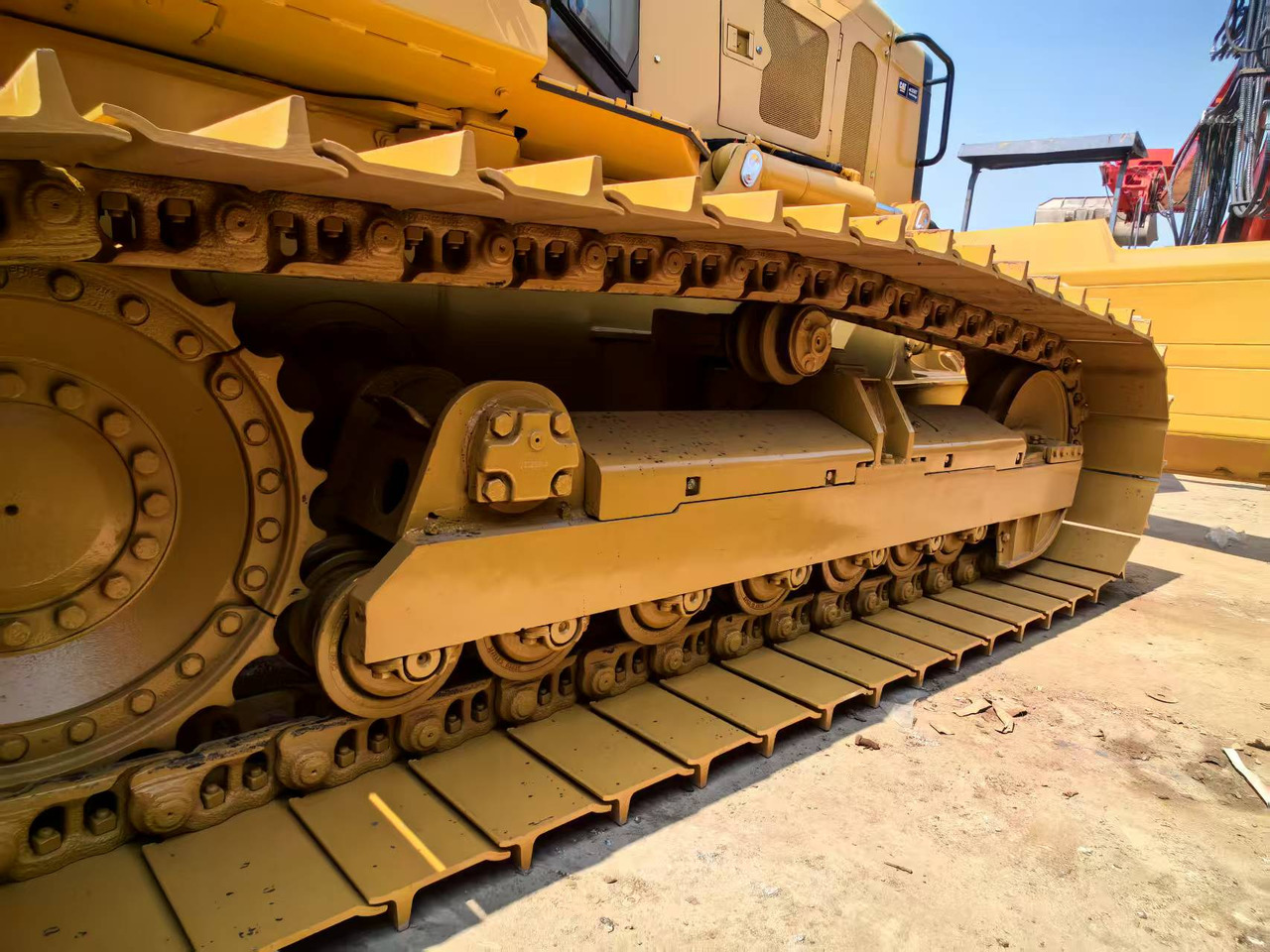 CATERPILLAR D6K - Buldôzer: foto 3 CATERPILLAR D6K - Buldôzer: foto 3
