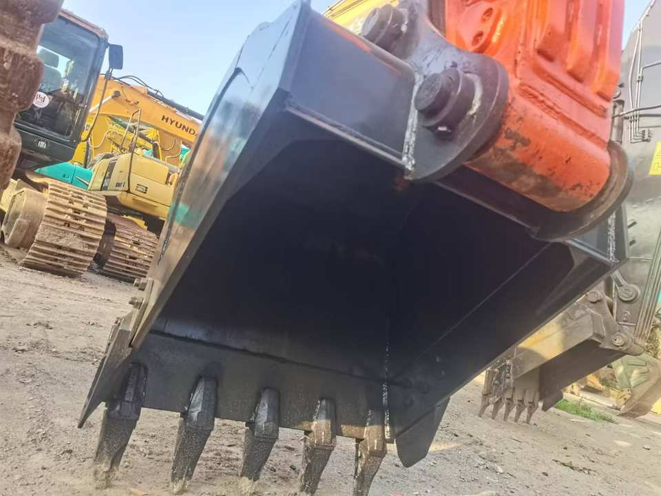 Doosan DX 225 - Escavadora de rastos: foto 3 Doosan DX 225 - Escavadora de rastos: foto 3