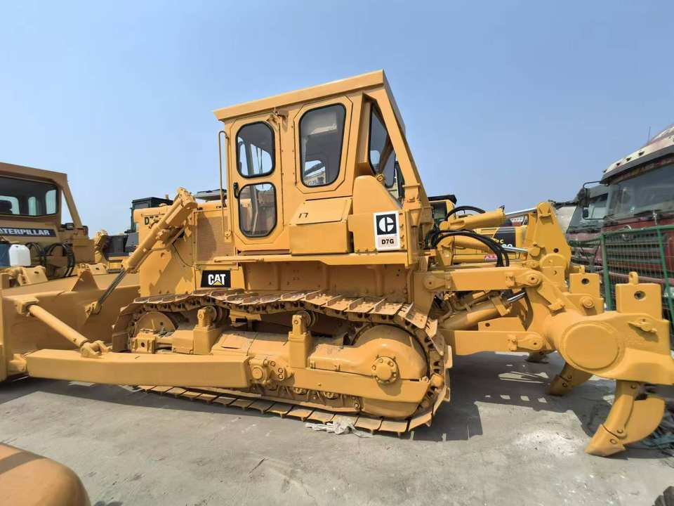Hot Sale Used CAT Bulldozer D7G in Good Condition Second-hand Caterpillar Bulldozer D7G Construction Machinery - Buldôzer: foto 5 Hot Sale Used CAT Bulldozer D7G in Good Condition Second-hand Caterpillar Bulldozer D7G Construction Machinery - Buldôzer: foto 5
