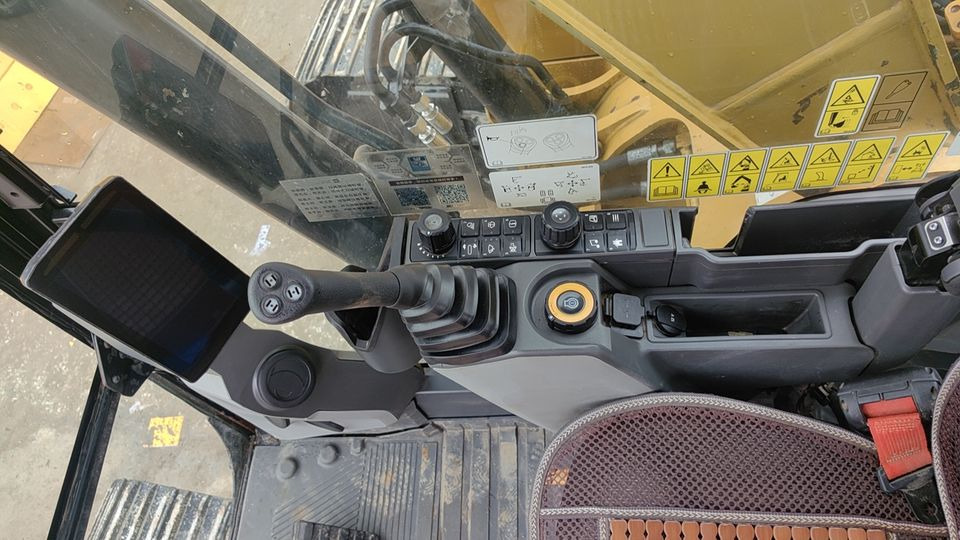 Used Caterpillar 320gc Excavator 20 Tons Capacity CAT 320 320GC 320GX 320NG 323 325 326 329 330 Engine Motor Pump Bearing Sale - Escavadora de rastos: foto 5 Used Caterpillar 320gc Excavator 20 Tons Capacity CAT 320 320GC 320GX 320NG 323 325 326 329 330 Engine Motor Pump Bearing Sale - Escavadora de rastos: foto 5