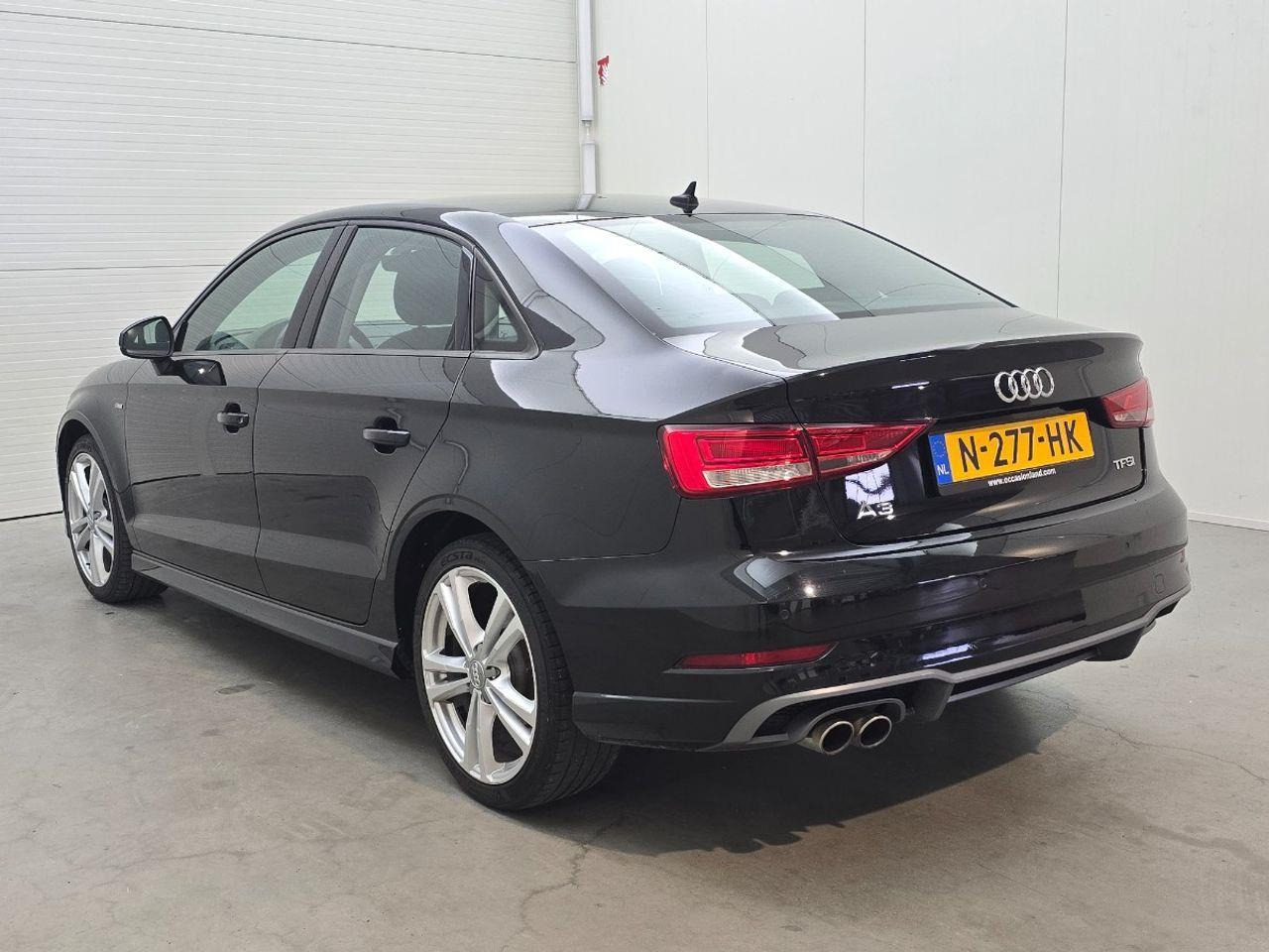 Audi A3 Limousine 1.5 TFSI CoD Sport | 2018 | 147.993 km | Automaat | N277HK | NAP: Geen oordeel - Sedan: foto 3 Audi A3 Limousine 1.5 TFSI CoD Sport | 2018 | 147.993 km | Automaat | N277HK | NAP: Geen oordeel - Sedan: foto 3