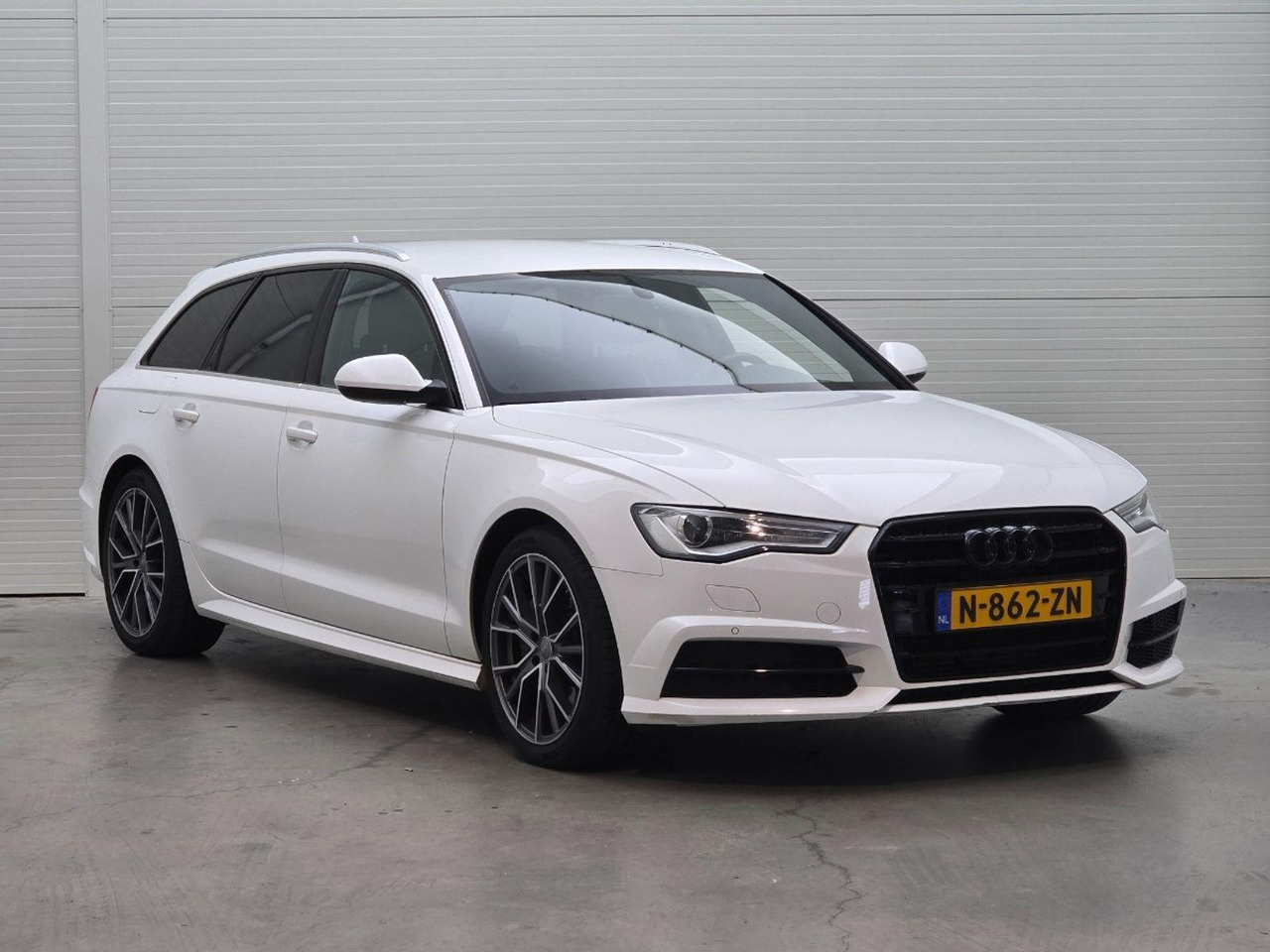 Audi A6 Avant 2.0 TFSI Advance Sport | 2018 | 196.446 km | Automaat | N862ZN | NAP: Geen oordeel - Automóvel: foto 2 Audi A6 Avant 2.0 TFSI Advance Sport | 2018 | 196.446 km | Automaat | N862ZN | NAP: Geen oordeel - Automóvel: foto 2