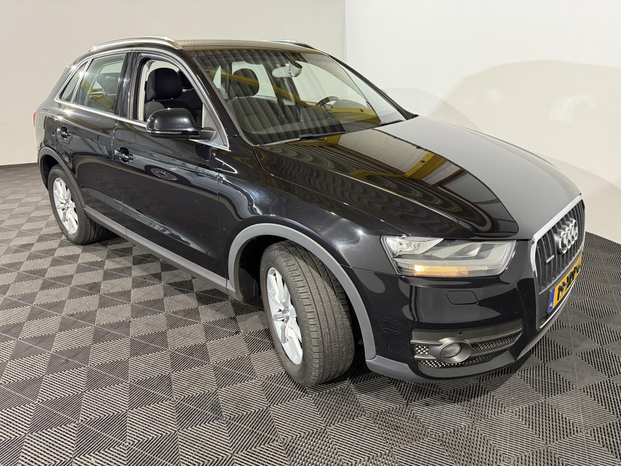 Audi | Q3 | 2.0 TFSI quattro Pro Line | 2012 | 204.122 km | 19XDP6 | Logisch - SUV: foto 3 Audi | Q3 | 2.0 TFSI quattro Pro Line | 2012 | 204.122 km | 19XDP6 | Logisch - SUV: foto 3