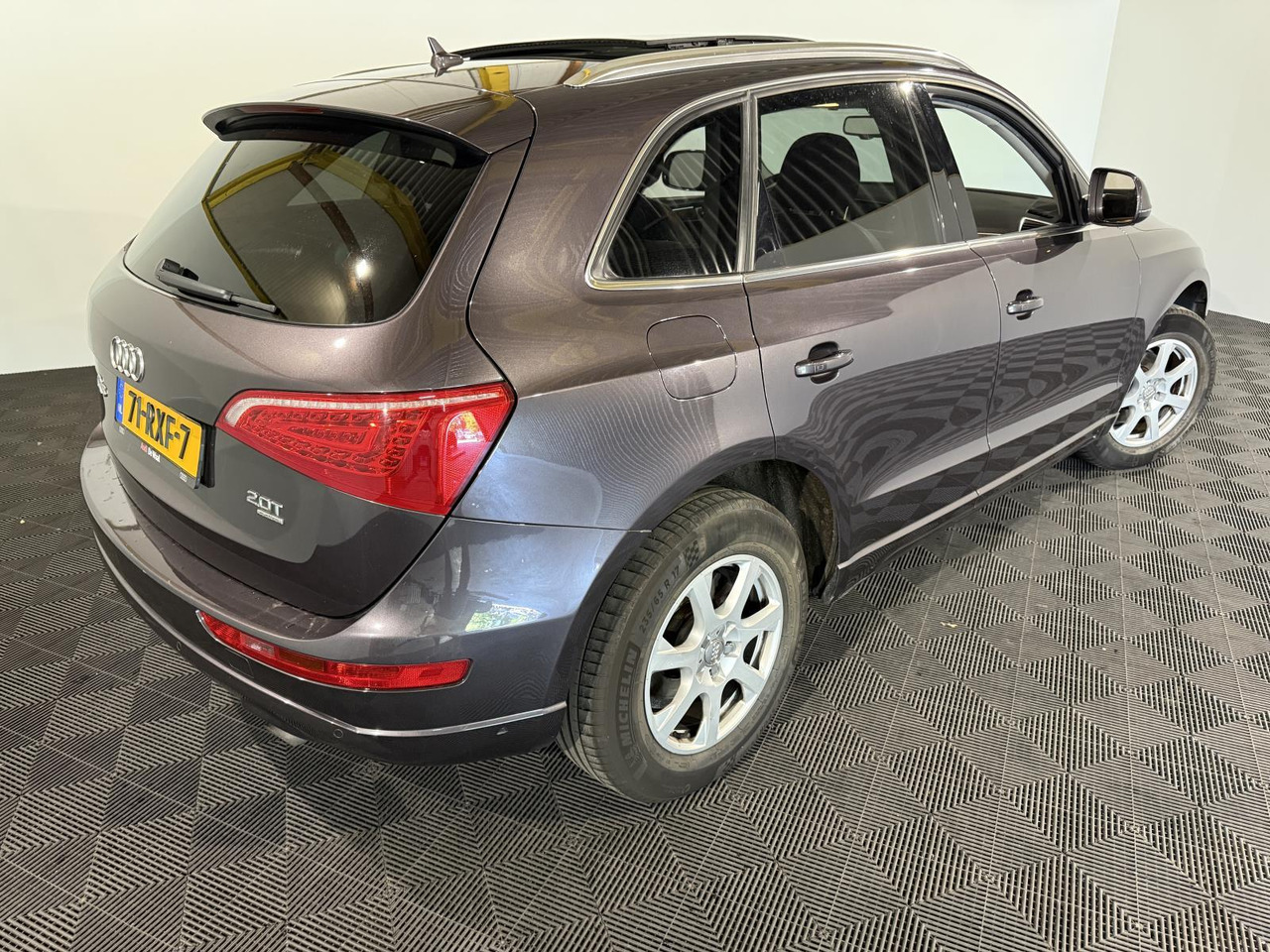 Audi Q5 2.0 TFSI Quattro | 2010 | 291.690 km | 71-RXF-7 | - SUV: foto 3 Audi Q5 2.0 TFSI Quattro | 2010 | 291.690 km | 71-RXF-7 | - SUV: foto 3