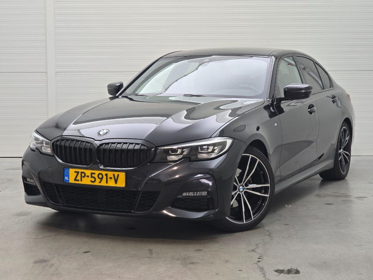 BMW 3-serie 320i Executive Edition | 2019 | 151.740 km | Automaat | ZP591V | NAP: Logisch - Sedan: foto 1 BMW 3-serie 320i Executive Edition | 2019 | 151.740 km | Automaat | ZP591V | NAP: Logisch - Sedan: foto 1