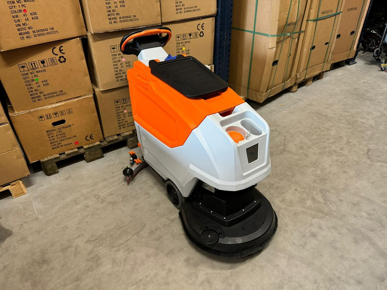 CHANCEE XMD 50/50C VEEGMACHINE NIEUW - Máquina de limpeza: foto 1 CHANCEE XMD 50/50C VEEGMACHINE NIEUW - Máquina de limpeza: foto 1
