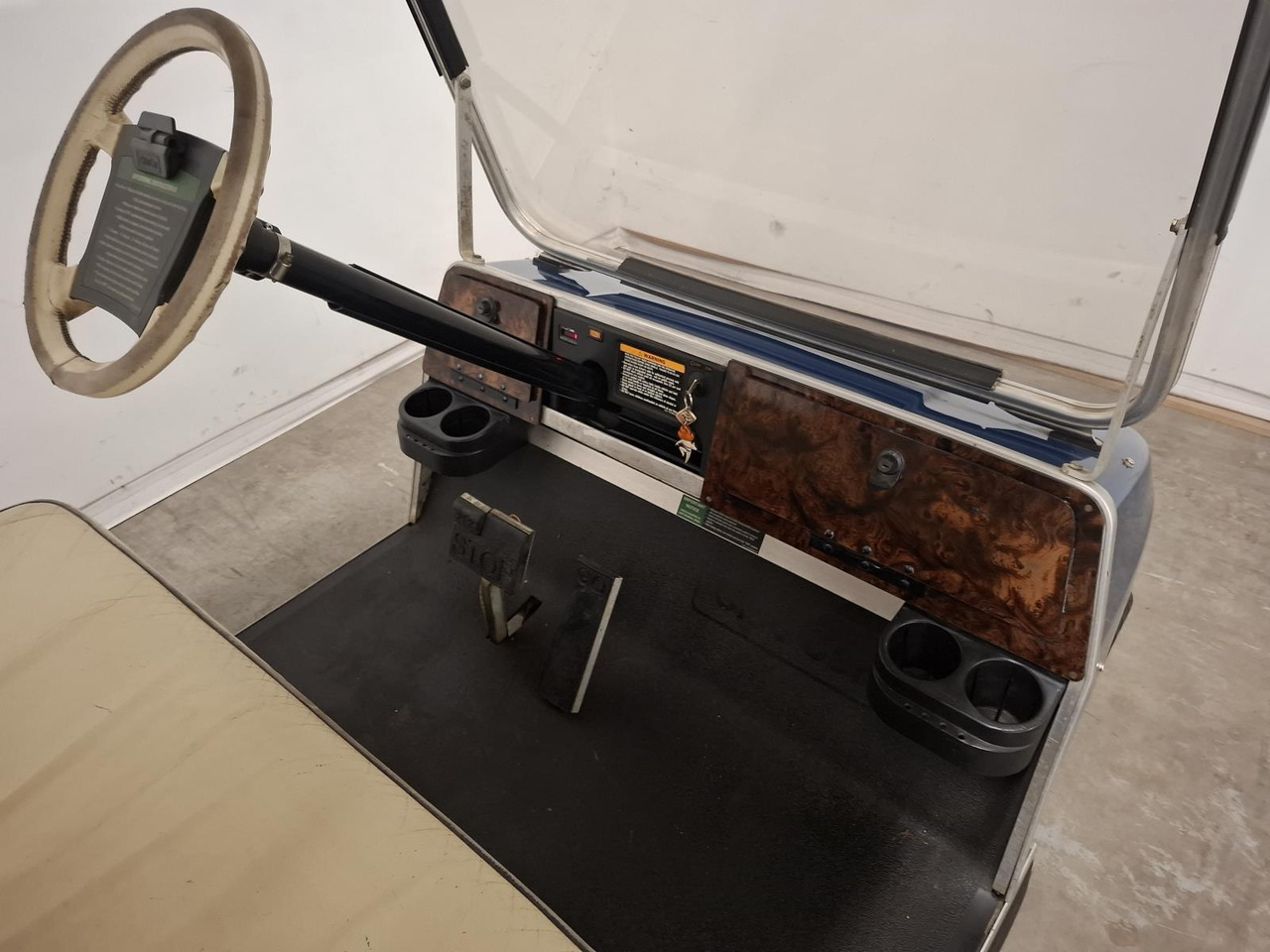 ClubCar Ds 2 seater T-50-BVD - Carrinho de golfe: foto 4 ClubCar Ds 2 seater T-50-BVD - Carrinho de golfe: foto 4