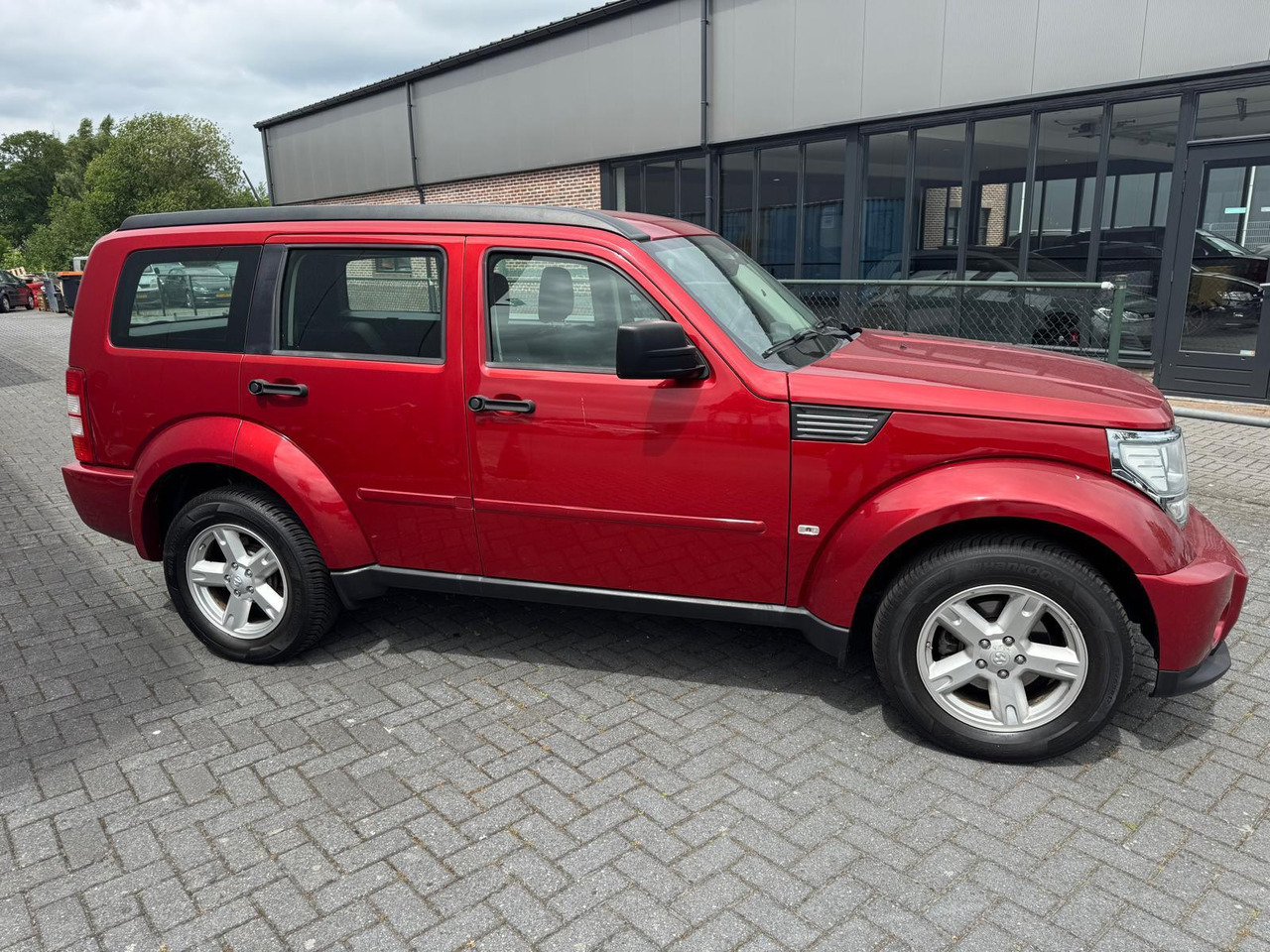 Dodge Nitro 3.7 V6 SXT 2007 209.339 km 31-ZD-PT - SUV: foto 4 Dodge Nitro 3.7 V6 SXT 2007 209.339 km 31-ZD-PT - SUV: foto 4