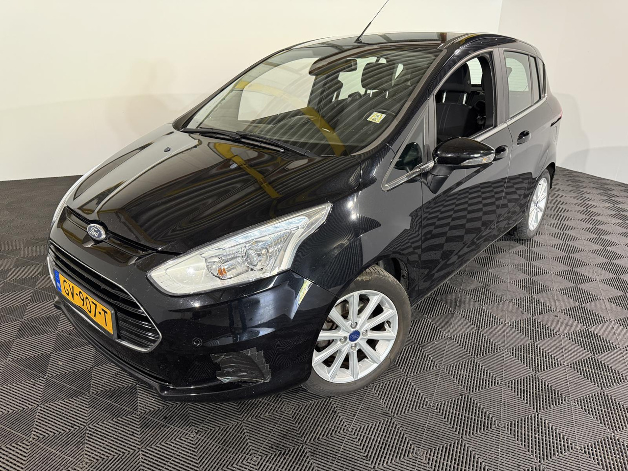 Ford | B-Max | 1.0 EcoBoost Titanium | 2015 | 149.480 km | GV907T | Logisch - Automóvel: foto 1 Ford | B-Max | 1.0 EcoBoost Titanium | 2015 | 149.480 km | GV907T | Logisch - Automóvel: foto 1