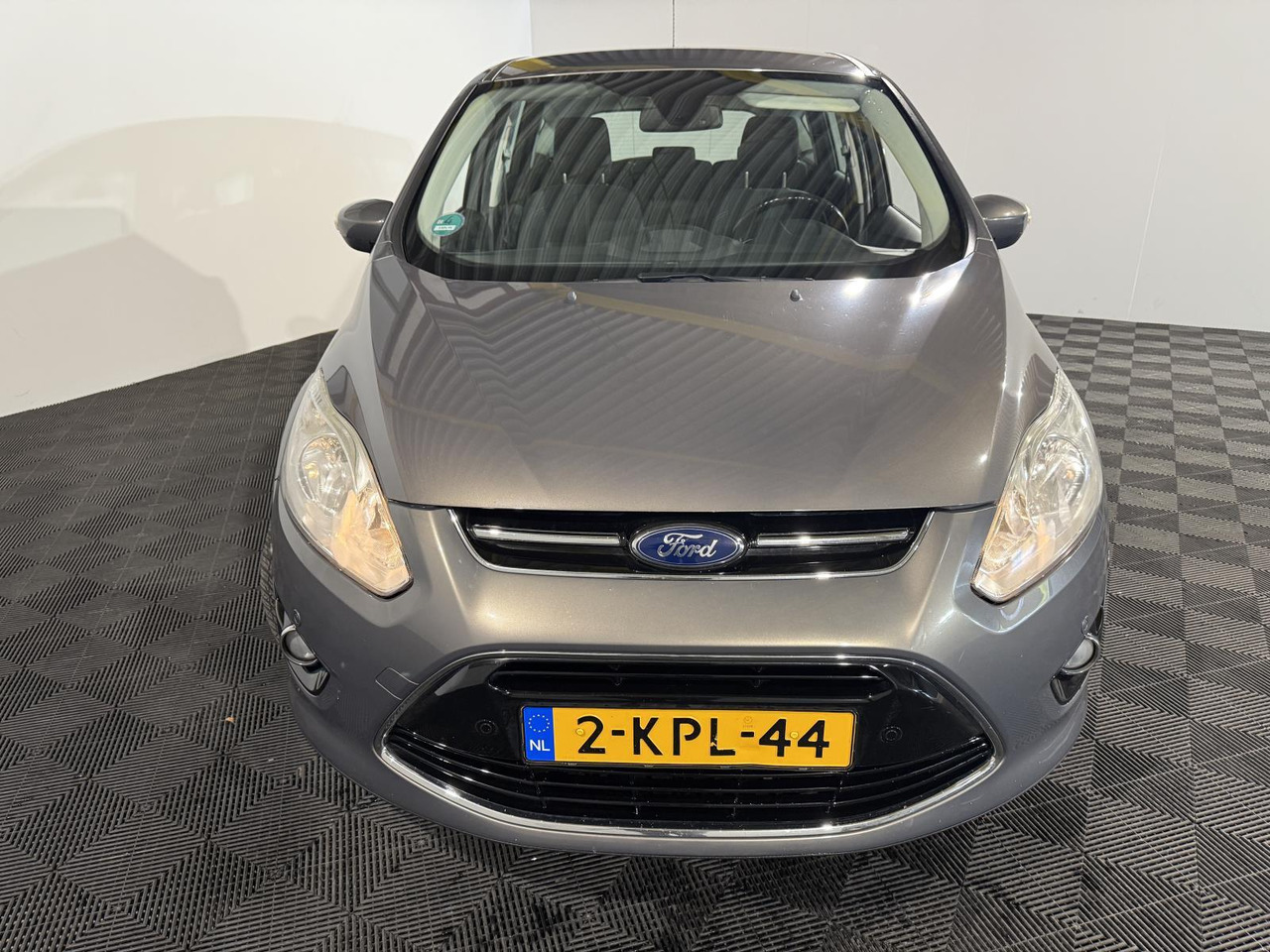 Ford | C-Max | 1.6 EcoBoost Titanium | 2013 | 162.252 km | 2KPL44 | Logisch - Automóvel: foto 2 Ford | C-Max | 1.6 EcoBoost Titanium | 2013 | 162.252 km | 2KPL44 | Logisch - Automóvel: foto 2