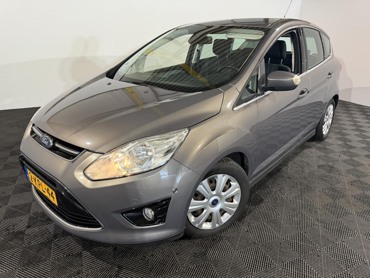 Ford | C-Max | 1.6 EcoBoost Titanium | 2013 | 162.252 km | 2KPL44 | Logisch - Automóvel: foto 1 Ford | C-Max | 1.6 EcoBoost Titanium | 2013 | 162.252 km | 2KPL44 | Logisch - Automóvel: foto 1