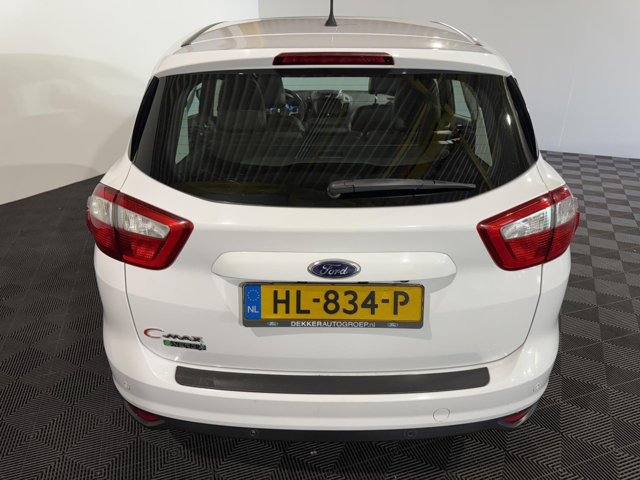 Ford C-Max 2.0 Plug-in Hybrid Titanium Plus | HL-834-P - Automóvel: foto 2 Ford C-Max 2.0 Plug-in Hybrid Titanium Plus | HL-834-P - Automóvel: foto 2