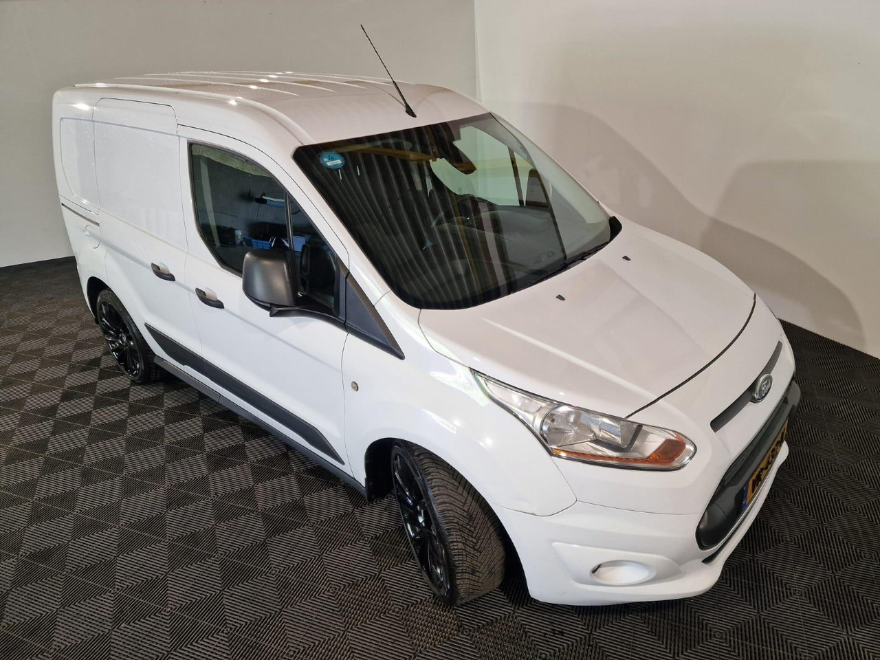Ford Transit Connect 1.6 TDCI L1 Trend VR-432-K - Furgão compacto: foto 5 Ford Transit Connect 1.6 TDCI L1 Trend VR-432-K - Furgão compacto: foto 5
