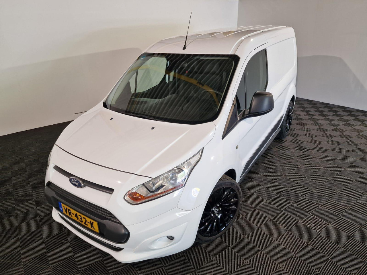 Ford Transit Connect 1.6 TDCI L1 Trend VR-432-K - Furgão compacto: foto 1 Ford Transit Connect 1.6 TDCI L1 Trend VR-432-K - Furgão compacto: foto 1