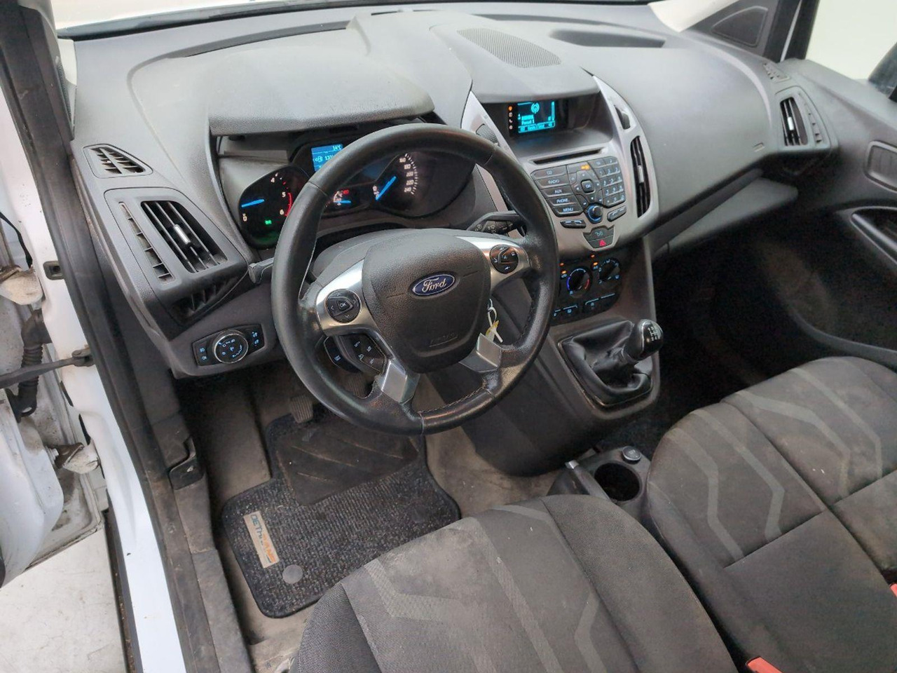 Ford Transit Connect 1.6 TDCI L2 Trend | 2016 | 250.768 km | VKT61Z | NAP: Geen oordeel - Furgão compacto: foto 5 Ford Transit Connect 1.6 TDCI L2 Trend | 2016 | 250.768 km | VKT61Z | NAP: Geen oordeel - Furgão compacto: foto 5