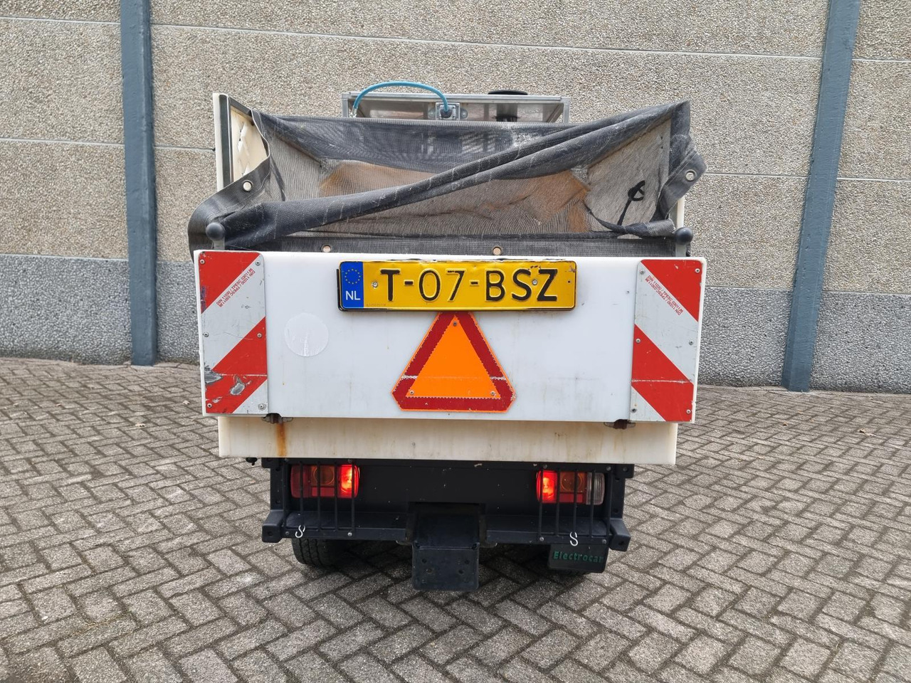 Goupil G3 Kipper met Hogedrukreiniger T-07-BSZ - Carrinho de golfe: foto 3 Goupil G3 Kipper met Hogedrukreiniger T-07-BSZ - Carrinho de golfe: foto 3