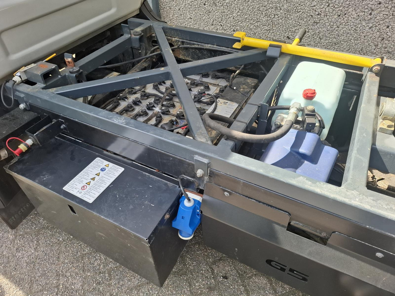 Goupil G5 Elektrische Stratenreinigingsmachine T-92-BSX - Máquina de outro: foto 2 Goupil G5 Elektrische Stratenreinigingsmachine T-92-BSX - Máquina de outro: foto 2