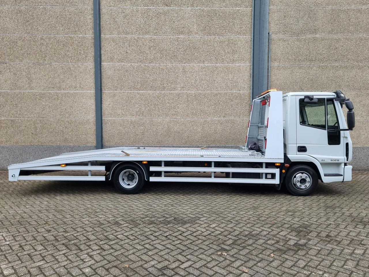 Iveco EuroCargo 80 Oprijwagen 42-BXH-4 - Máquina de outro: foto 5 Iveco EuroCargo 80 Oprijwagen 42-BXH-4 - Máquina de outro: foto 5