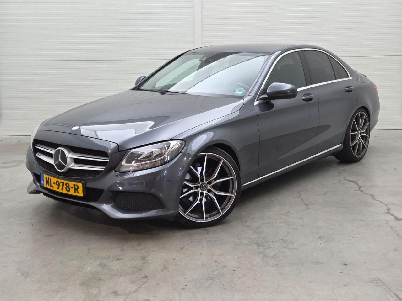 Mercedes - Benz C - klasse 180 Prestige | 2015 | 150.701 km | NL978R | NAP: Geen oordeel - Sedan: foto 1 Mercedes - Benz C - klasse 180 Prestige | 2015 | 150.701 km | NL978R | NAP: Geen oordeel - Sedan: foto 1