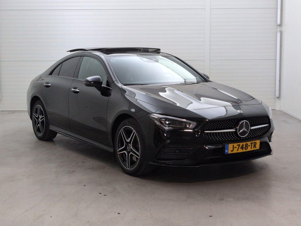 Mercedes-Benz CLA-klasse 250 e Business Solution AMG Limited | 2020 | 241.008 km | Automaat | J748TR | NAP: Logisch - Sedan: foto 2 Mercedes-Benz CLA-klasse 250 e Business Solution AMG Limited | 2020 | 241.008 km | Automaat | J748TR | NAP: Logisch - Sedan: foto 2