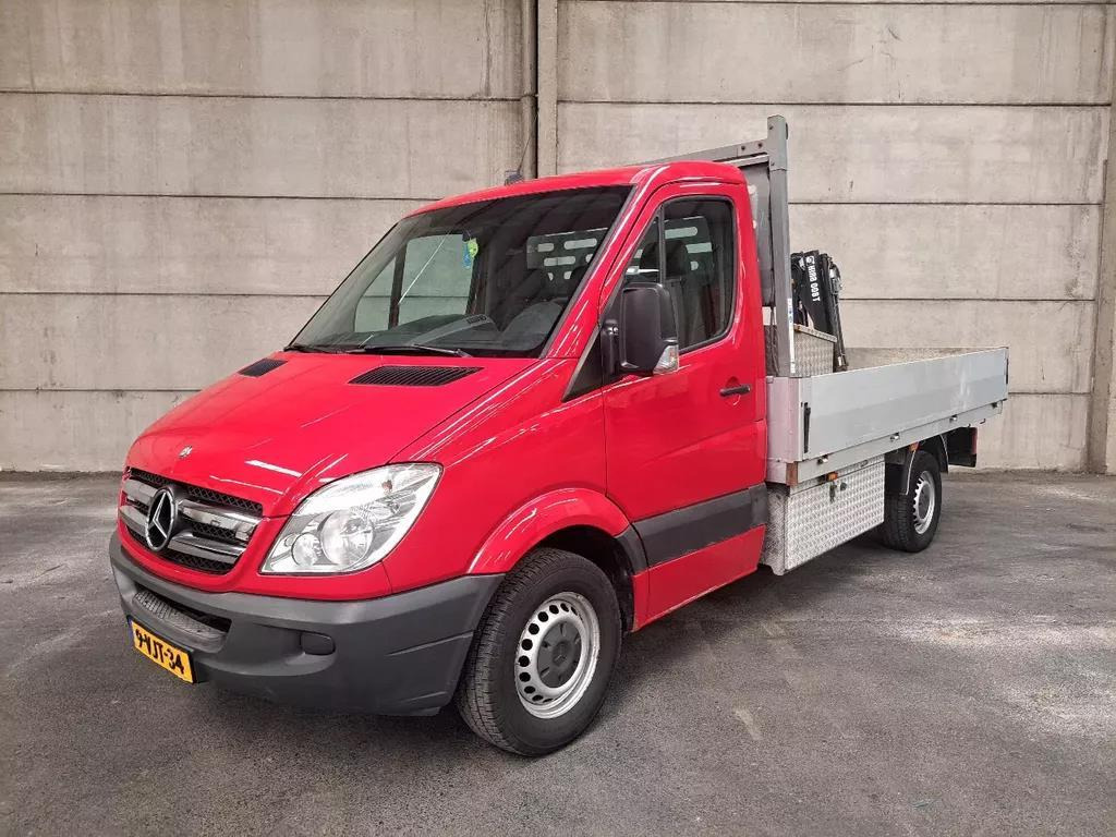 Mercedes-Benz Sprinter 313 2.2 CDI AUT Open laadbak met Hiab 008T kraan 9-VJT-34 213.086 km - Carrinha de caixa aberta: foto 1 Mercedes-Benz Sprinter 313 2.2 CDI AUT Open laadbak met Hiab 008T kraan 9-VJT-34 213.086 km - Carrinha de caixa aberta: foto 1