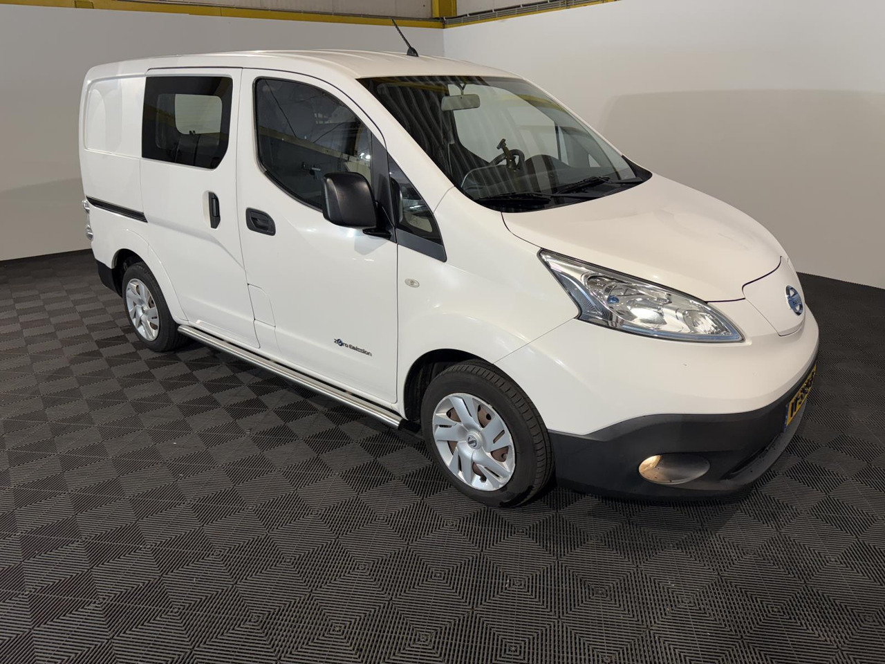 Nissan | e-NV200 | Optima | 2016 | 127.008 km | VT395B | Logisch - Automóvel: foto 2 Nissan | e-NV200 | Optima | 2016 | 127.008 km | VT395B | Logisch - Automóvel: foto 2