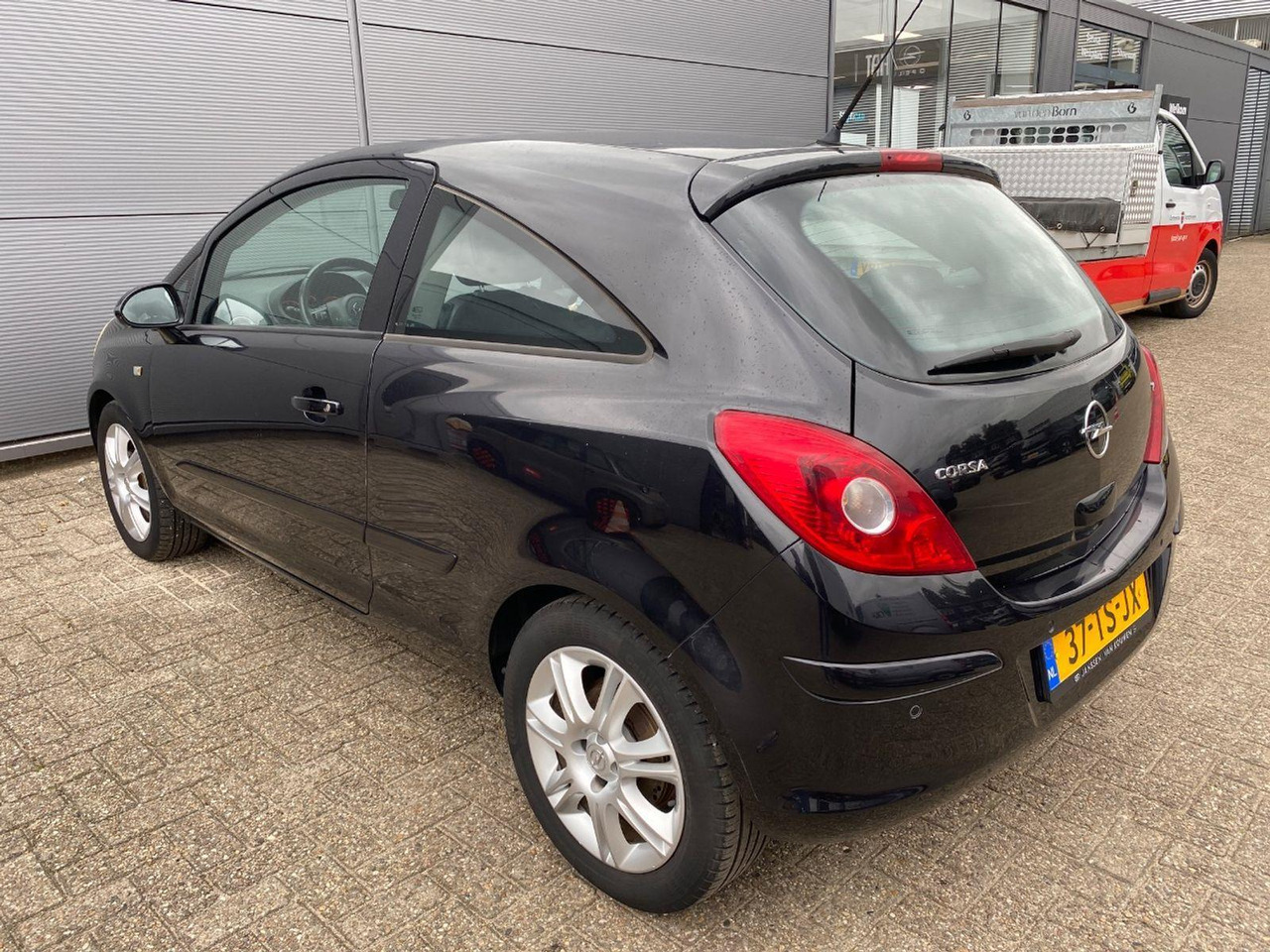 Opel Corsa 1.4 - 16V Cosmo | 2007 | 182.361 km | Automaat | 37TSJX | NAP: Logisch - Hatchback: foto 3 Opel Corsa 1.4 - 16V Cosmo | 2007 | 182.361 km | Automaat | 37TSJX | NAP: Logisch - Hatchback: foto 3