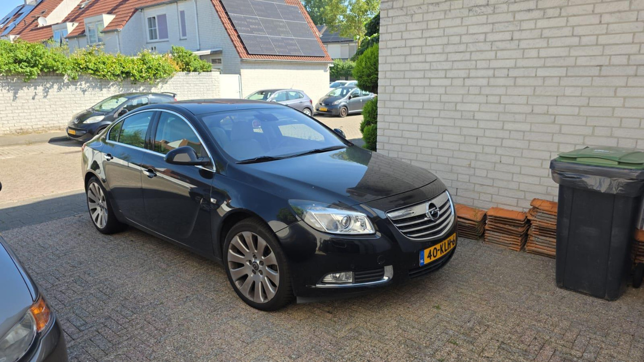 Sedan Opel Insignia 2.0 T Executive | 2010 | 179.184 km | 40-KLH-6: foto 1