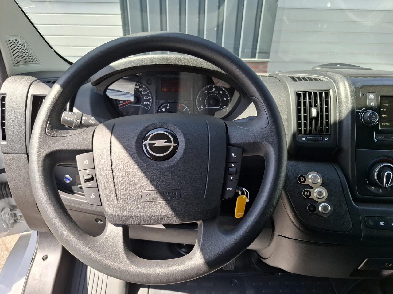 Opel Movano-E L2H2 | 2023 | 82 km | VVF-75-P - Furgão: foto 5 Opel Movano-E L2H2 | 2023 | 82 km | VVF-75-P - Furgão: foto 5
