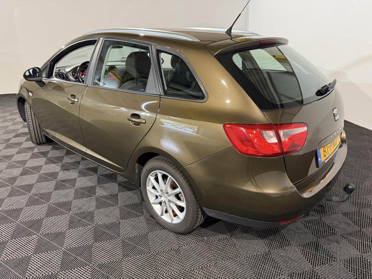SEAT | Ibiza ST | 1.4 Style | 2011 | 276.390 km | 81PND7 | Logisch - Automóvel: foto 3 SEAT | Ibiza ST | 1.4 Style | 2011 | 276.390 km | 81PND7 | Logisch - Automóvel: foto 3