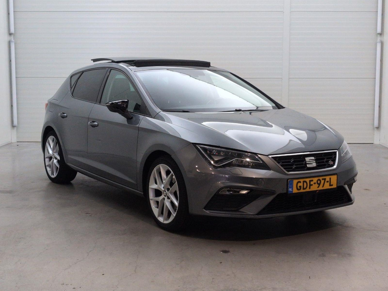SEAT Leon 1.8 TSI FR Business Intense | 2018 | 158.529 km | Automaat | GDF97L | NAP: Geen oordeel - Hatchback: foto 2 SEAT Leon 1.8 TSI FR Business Intense | 2018 | 158.529 km | Automaat | GDF97L | NAP: Geen oordeel - Hatchback: foto 2