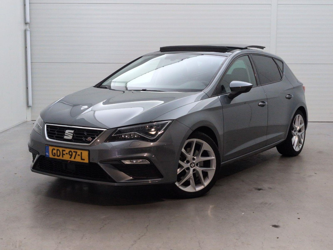 SEAT Leon 1.8 TSI FR Business Intense | 2018 | 158.529 km | Automaat | GDF97L | NAP: Geen oordeel - Hatchback: foto 1 SEAT Leon 1.8 TSI FR Business Intense | 2018 | 158.529 km | Automaat | GDF97L | NAP: Geen oordeel - Hatchback: foto 1